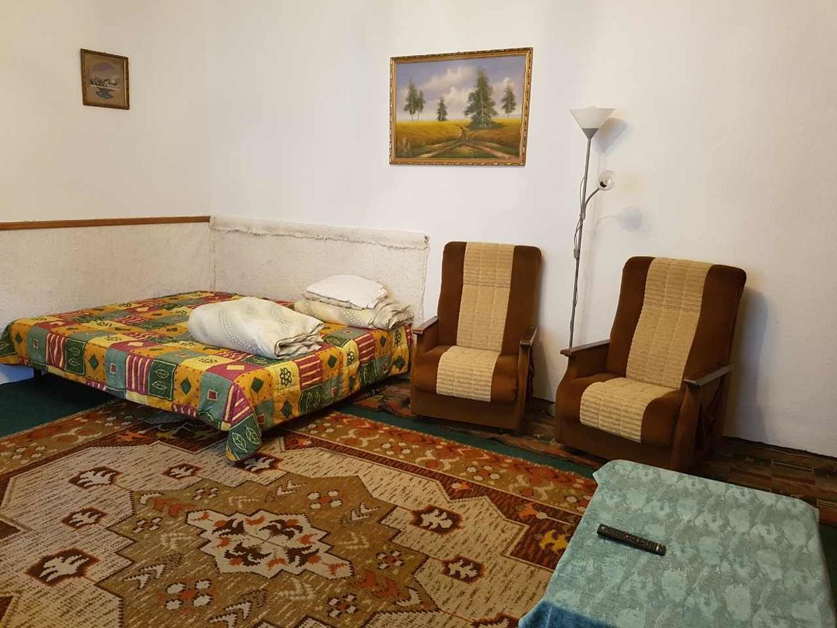 Kuti Vendeghaz Hotell Bakonykuti Eksteriør bilde